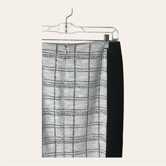 0899. CALVIN KLEIN TWEED PENCIL SKIRT SIZE‎ 6 CREAM/METALLIC SILVER/BLACK - Picture 10 of 12